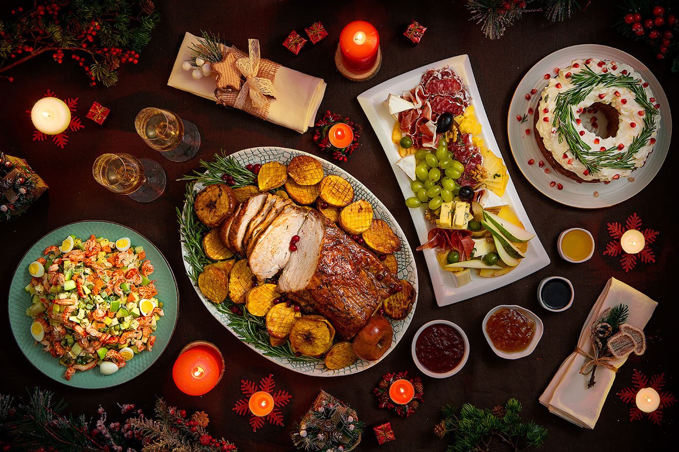 Меню на новый 2024 дракона рецепты. Новогодний стол. Еда на новый год. Рождественский стол. Блюда на новогодний стол.